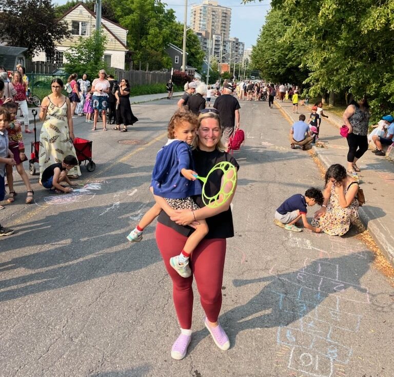 Le point sur le projet « Rue école » : le comité approuve la mise en place du projet pilote dans trois écoles d&rsquo;Ottawa