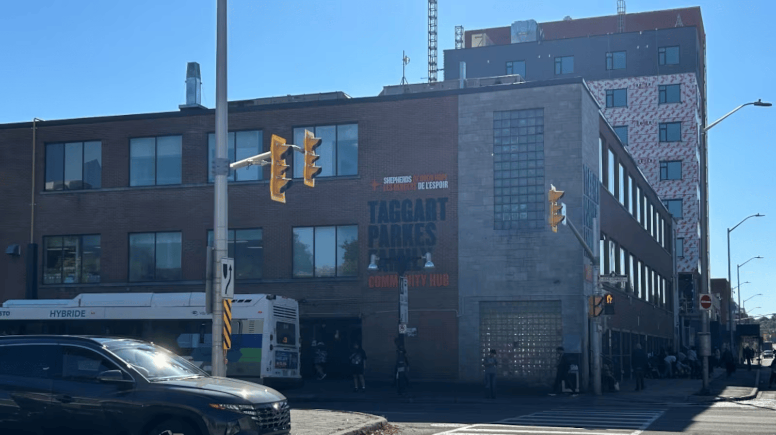 Les Bergers de l’Espoir présente leur vision de transformation d’un refuge en logements avec soutien
