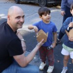 Non papa, je n’ai pas besoin d’aide pour finir ma poutine.