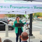 Councillor Plante giving a speech during the Franco-Ontarian Day celebration at Francophone Square in Vanier.